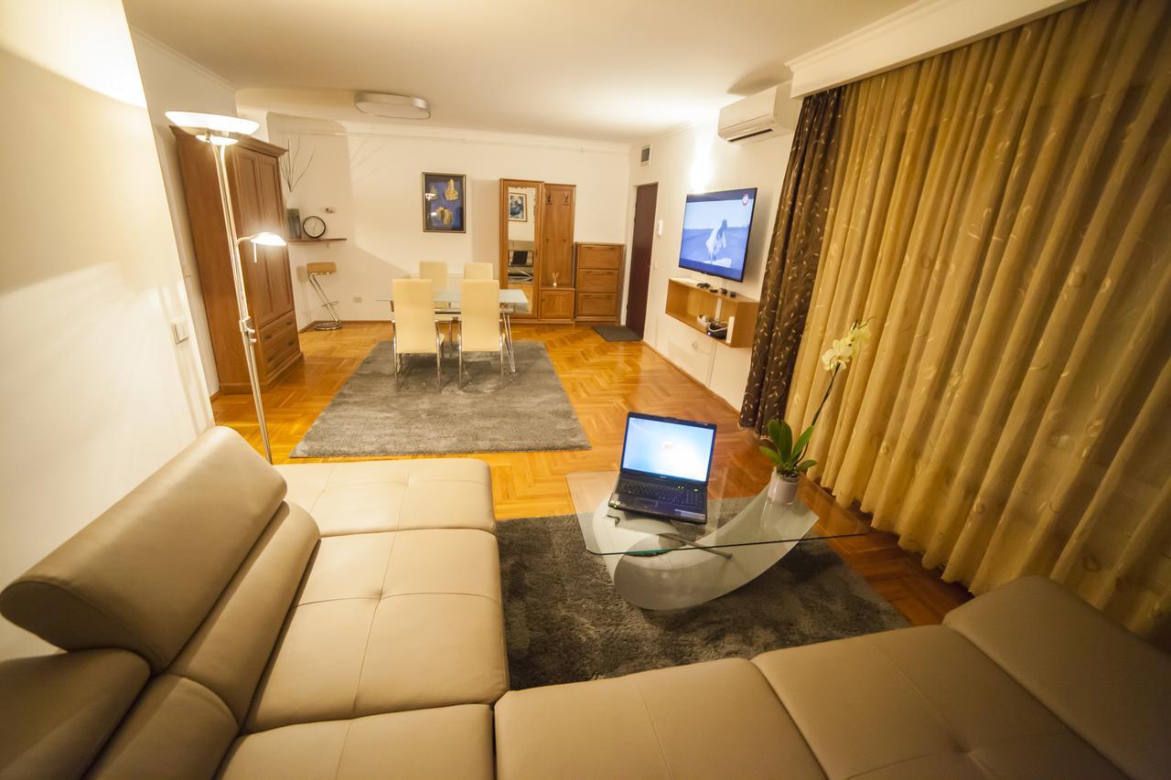 Business Class Apartment Kaloşvar Dış mekan fotoğraf