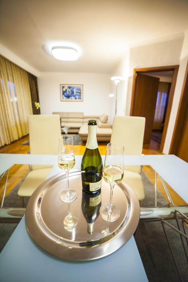 Business Class Apartment Kaloşvar Dış mekan fotoğraf